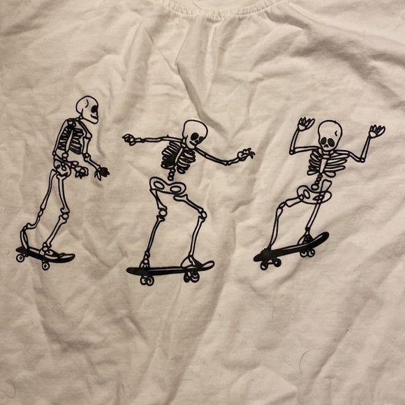 SHEIN oversized Skelton tee - Picture 2 of 4